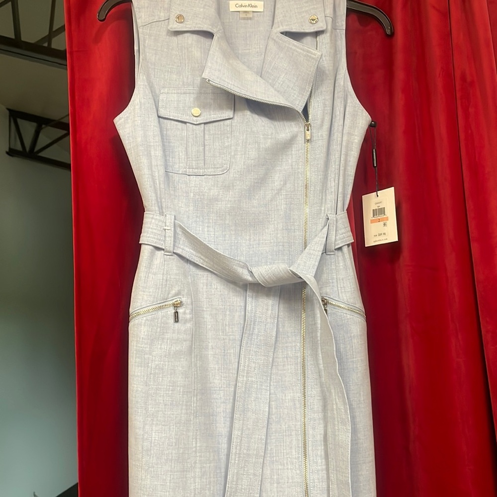 Sleeveless Calvin. NEW